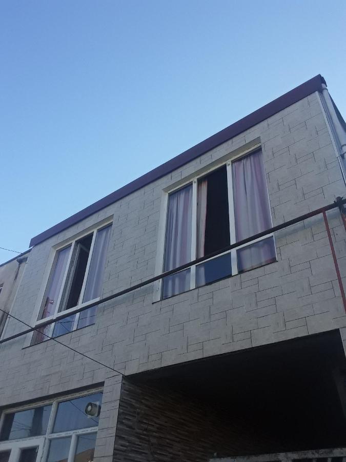 Guesthouse Qeti Batumi Exterior photo