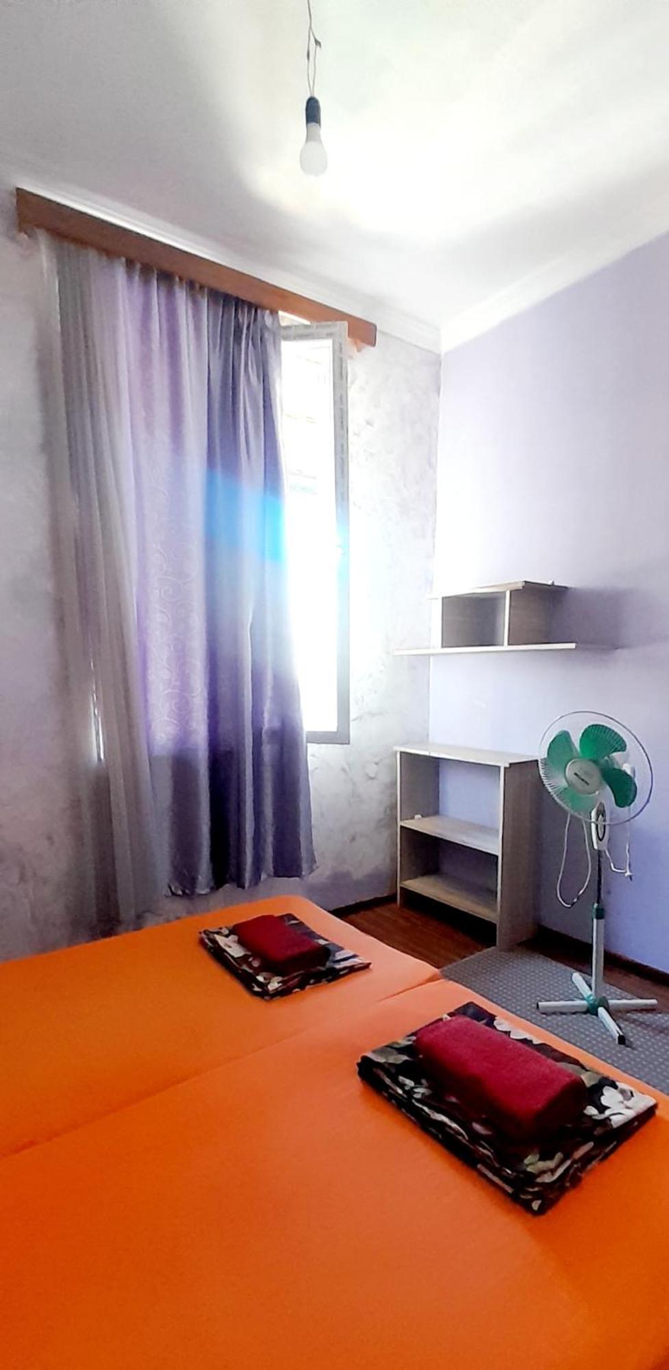 Guesthouse Qeti Batumi Exterior photo